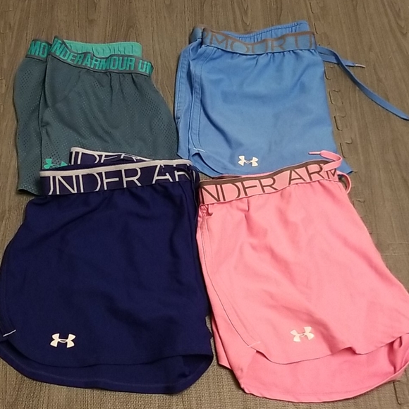 Under Armour Pants - Lot of 4 womens Under armour shorts all XL